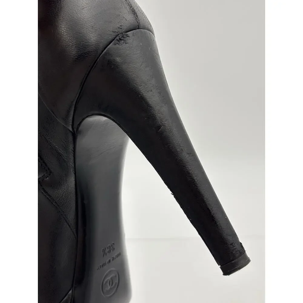 Chanel Interlocking CC Logo Platform Ankle Boots Black Leather Size 38 / 8 Chain